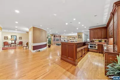 196 Vaccaro Drive, Cresskill, NJ 07626 - Photo 41