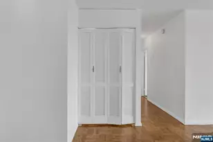 2000 Linwood Ave 6M, Fort Lee, NJ 07024 - Photo 11