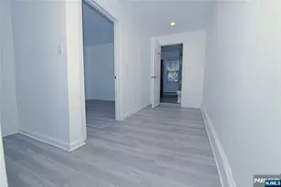 454 Undercliff Ave, Edgewater, NJ 07020 - Photo 9