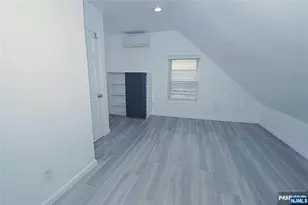 454 Undercliff Ave, Edgewater, NJ 07020 - Photo 13