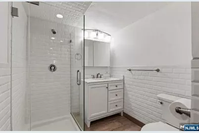 454 Undercliff Avenue, Edgewater, NJ 07020 - Photo 15