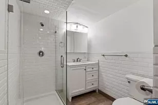 454 Undercliff Ave, Edgewater, NJ 07020 - Photo 15