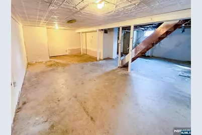 68 17th Avenue, Elmwood Park, NJ 07407 - Photo 29