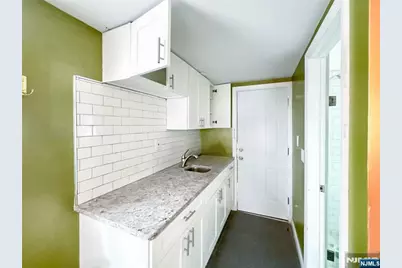 68 17th Avenue, Elmwood Park, NJ 07407 - Photo 13