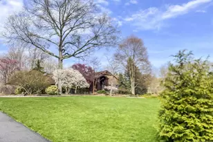 33 Woodfield Ln, Saddle River, NJ 07458 - Photo 25