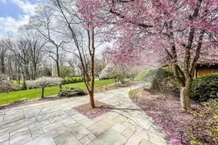 33 Woodfield Ln, Saddle River, NJ 07458 - Photo 15