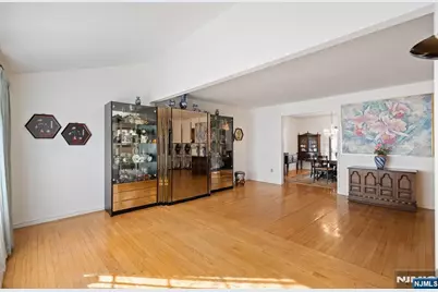 489 Maple Avenue, Teaneck Township, NJ 07666 - Photo 3