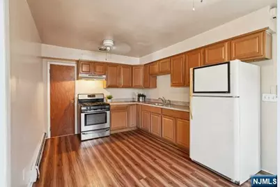 1207 Anderson Avenue, Fort Lee, NJ 07024 - Photo 15