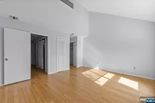 101 State Rt 5 Road 301, Edgewater, NJ 07020 - Photo 13