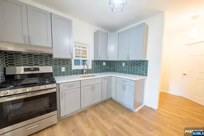 7723 Bergenline Avenue 3 #3, North Bergen, NJ 07047 - Photo 3