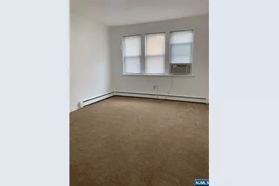 132 Hardenburgh Avenue 2E #2E, Demarest, NJ 07627 - Photo 7