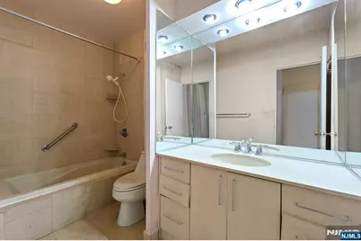 5 Horizon Road #503, Fort Lee, NJ 07024 - Photo 25