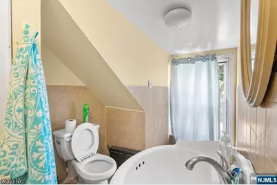 27 Donaldson Avenue, Rutherford, NJ 07070 - Photo 15