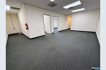 210 Sylvan Avenue 24 #24, Englewood Cliffs, NJ 07632 - Photo 1