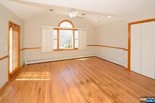 28 Zazzetti St, Waldwick, NJ 07463 - Photo 23