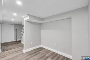 553 Orange Ave, Newark, NJ 07103 - Photo 17