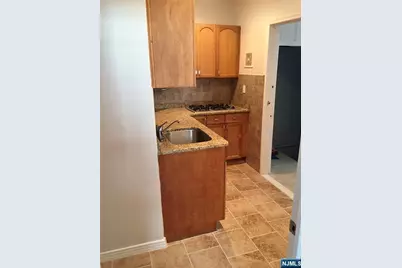 448 67th Street, West New York, NJ 07093 - Photo 15