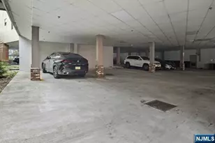 15-19 Tichenor Ln 404, Newark, NJ 07114 - Photo 21