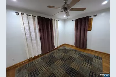 299 Maple Avenue, Wallington, NJ 07057 - Photo 13