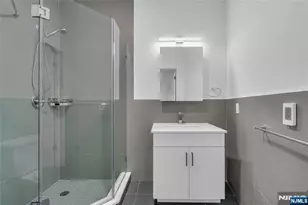 829 Garfield Ave 514, Jersey City, NJ 07305 - Photo 5