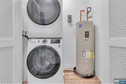 829 Garfield Avenue 514 #514, Jersey City, NJ 07305 - Photo 7