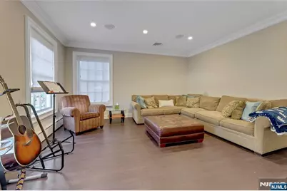 292 Maple Street, Englewood, NJ 07631 - Photo 9