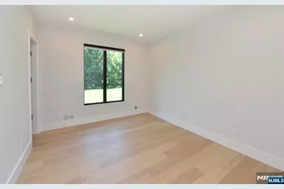 3 Central Avenue, Demarest, NJ 07627 - Photo 17