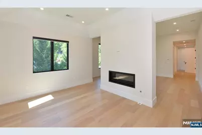 3 Central Avenue, Demarest, NJ 07627 - Photo 29