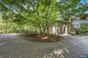 510 Priscilla Ln, Englewood, NJ 07631 - Photo 3