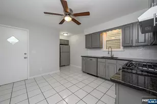 23 Komorn St, Newark, NJ 07105 - Photo 13
