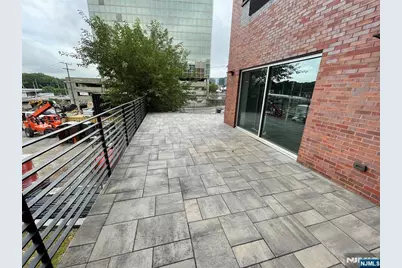 2150 N Central Road 409 #409, Fort Lee, NJ 07024 - Photo 15