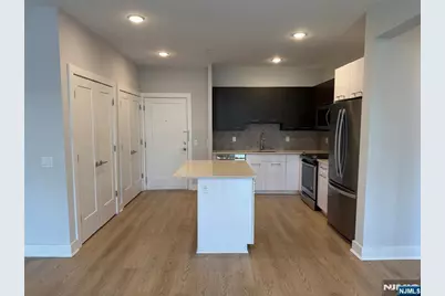2150 N Central Road 409 #409, Fort Lee, NJ 07024 - Photo 1