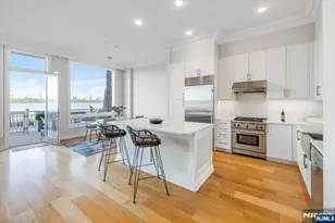 3 Somerset 113, Edgewater, NJ 07020 - Photo 11