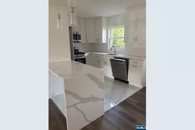 671 Midland Avenue 9A #9A, Garfield, NJ 07026 - Photo 3