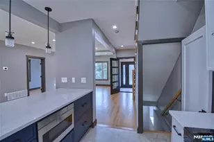 72 Hille Pl, Ridgefield Park, NJ 07660 - Photo 21