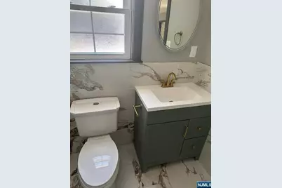 72 Hille Place, Ridgefield Park, NJ 07660 - Photo 37