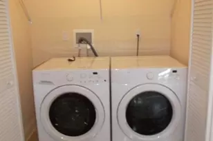 811 Edgewood Ln B, Fort Lee, NJ 07024 - Photo 11