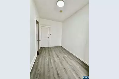 141 67th 2 #2, West New York, NJ 07093 - Photo 5