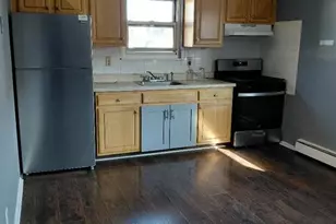 232 Roosevelt Pl C, Lodi, NJ 07644 - Photo 3