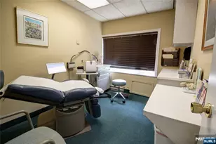 180 Grand Ave, Englewood, NJ 07631 - Photo 17