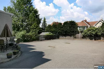 180 Grand Avenue, Englewood, NJ 07631 - Photo 27