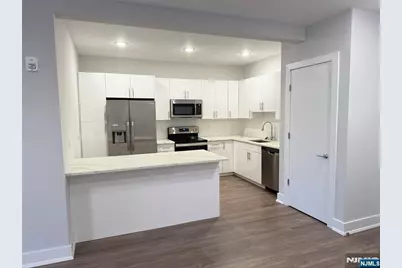 1685 Bergen Boulevard 715 #715, Fort Lee, NJ 07024 - Photo 3