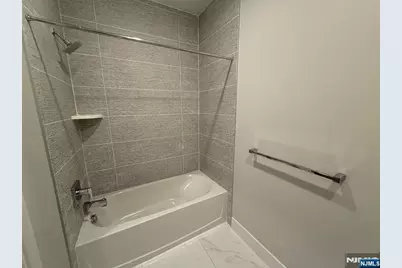 1685 Bergen Boulevard 715 #715, Fort Lee, NJ 07024 - Photo 13