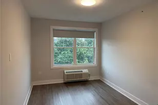 1685 Bergen Blvd 715, Fort Lee, NJ 07024 - Photo 9