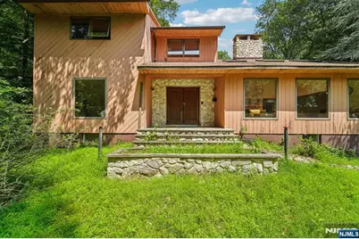 724 Tall Oaks Court, Franklin Lakes, NJ 07417 - Photo 3