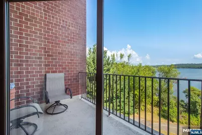 1360 Hamburg Turnpike 708 #708, Wayne, NJ 07470 - Photo 23