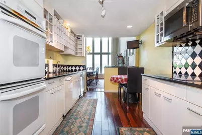 1360 Hamburg Turnpike 708 #708, Wayne, NJ 07470 - Photo 11