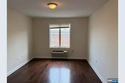 225 Walker Street 406 #406, Cliffside Park, NJ 07010 - Photo 5