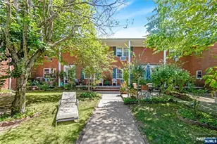 1120 Valley Road 1B, Wayne, NJ 07470 - Photo 3