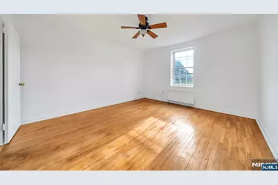 8450 Boulevard E 4F #4F, North Bergen, NJ 07047 - Photo 17